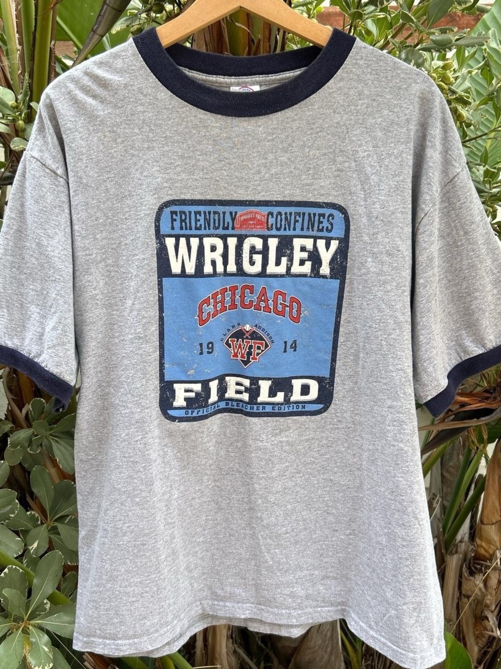 Vintage Wrigley Field Chicago Ringer T Shirt Men’s Large 22x28 Gray Blue